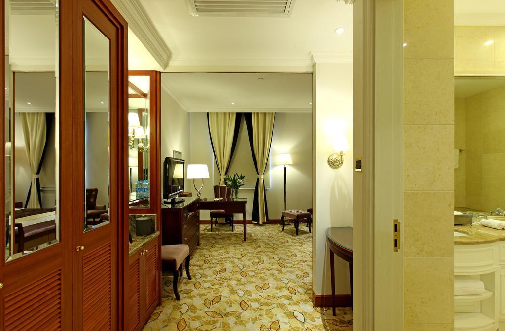 Alton Hotel Wuhu Екстериор снимка