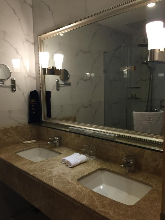 Alton Hotel Wuhu Стая снимка