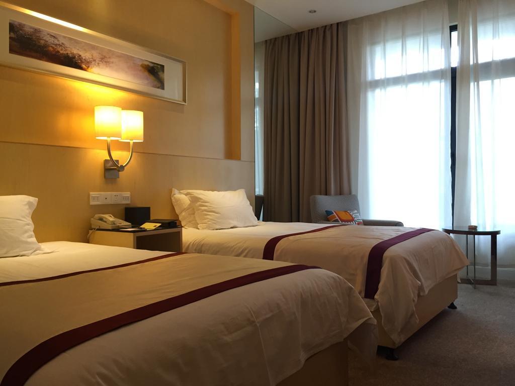 Alton Hotel Wuhu Стая снимка